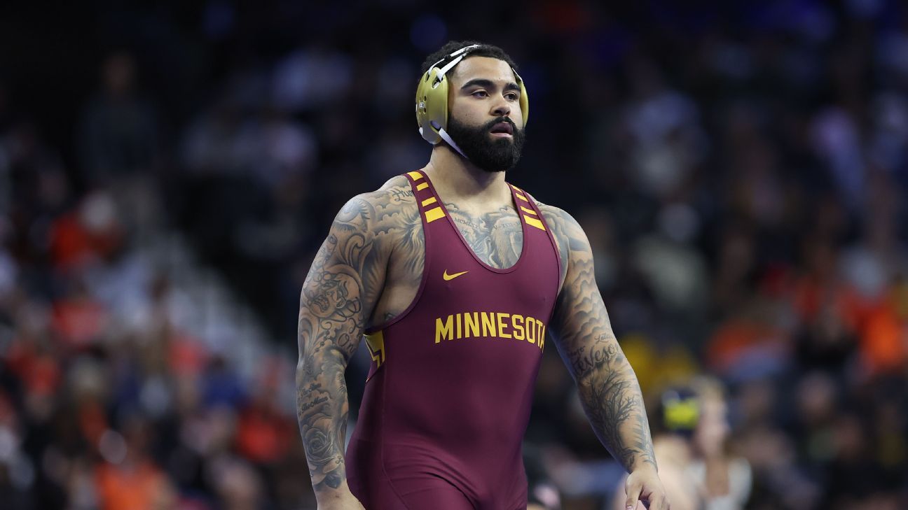 Gable Steveson rolls to 3-0 in MMA, but opts not to call for UFC