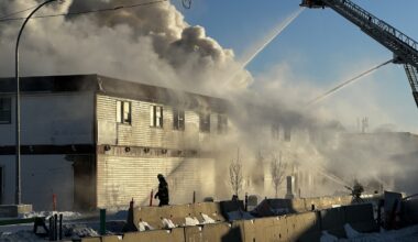 Edmonton firefighters fight blaze at vacant Jasper Place Hotel