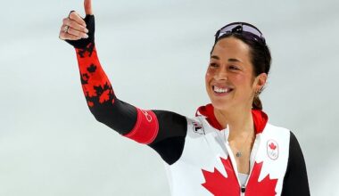 Canadian speed skater Valérie Maltais takes surprising bronze in women's 1,500m