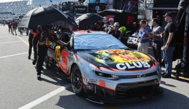 Two NASCAR Cup car chiefs ejected after Atlanta inspection failures