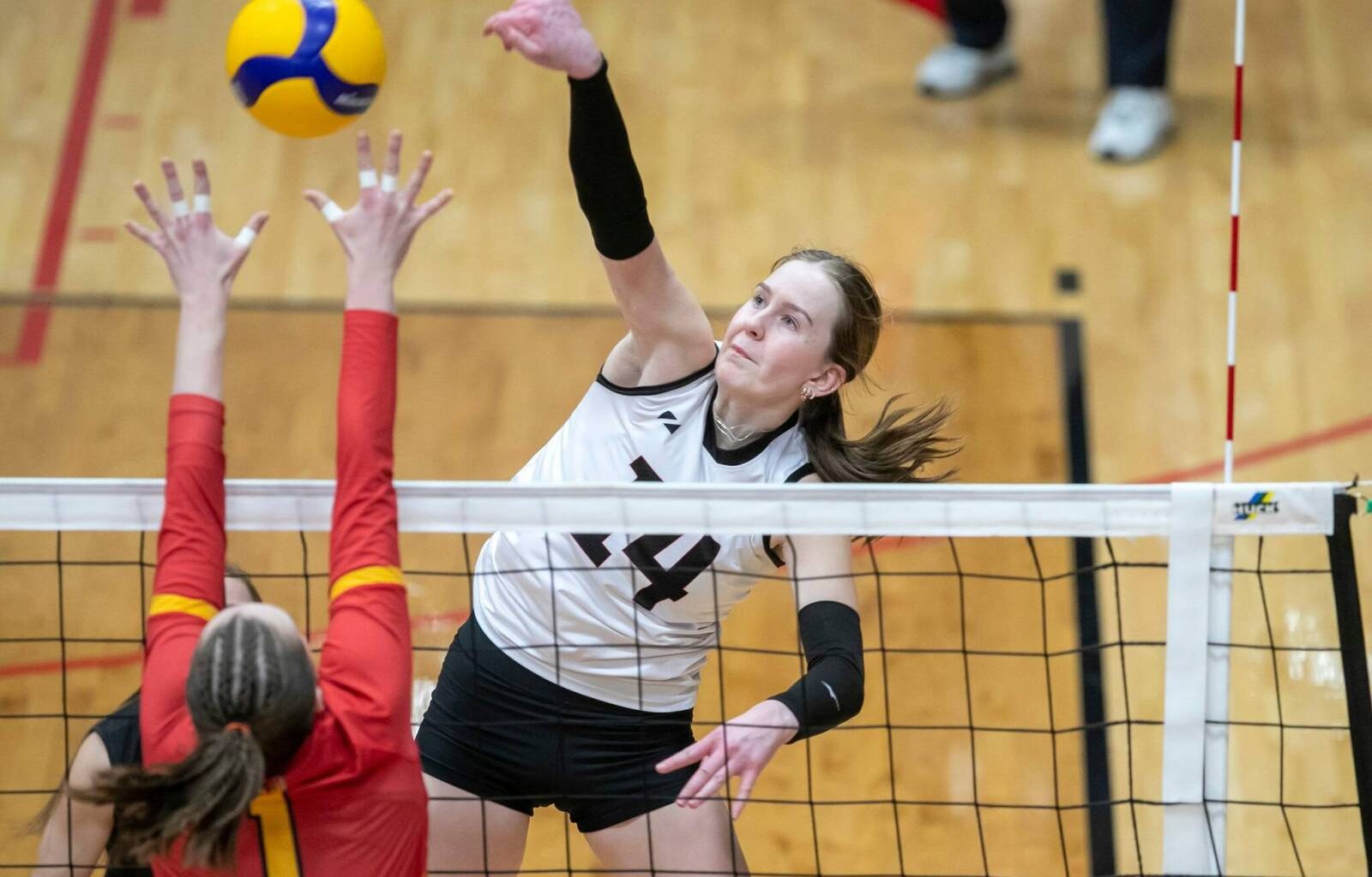 Wesmen fall short in Game 2 against Dinos – Winnipeg Free Press