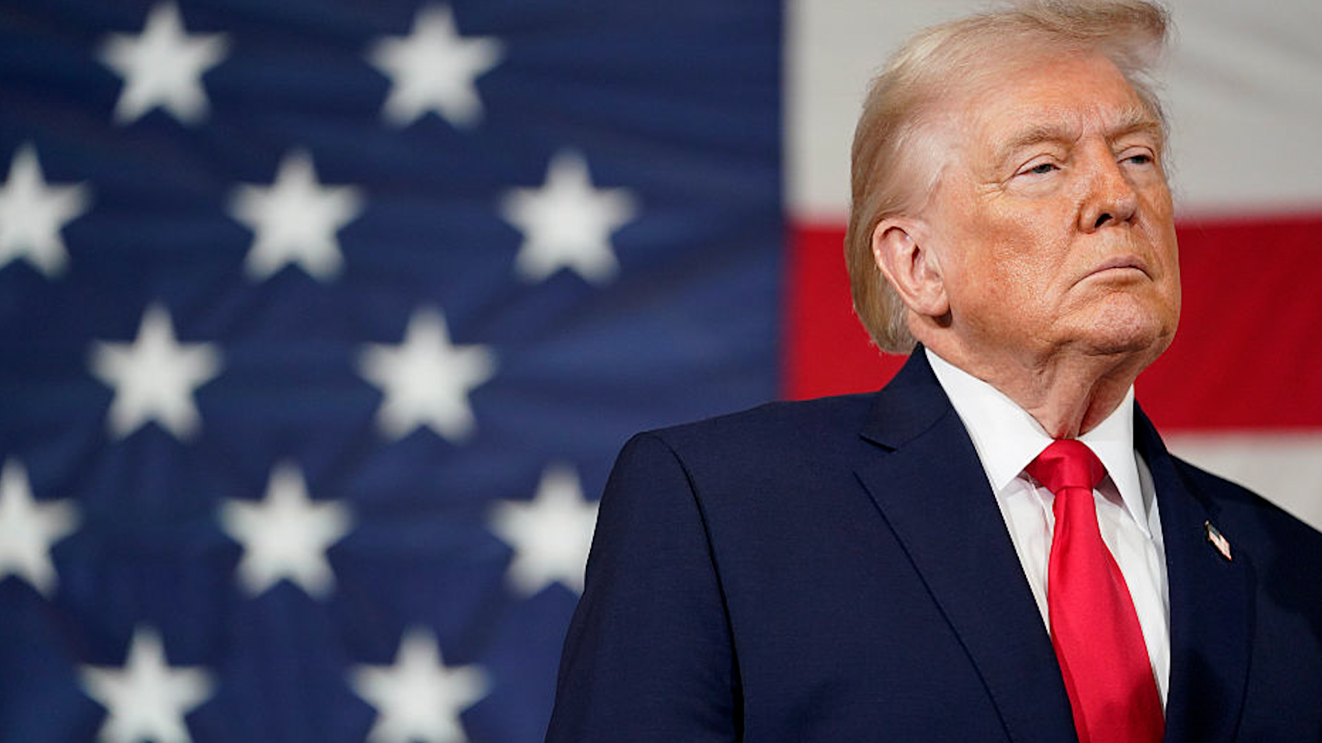 Click to play video: 'Trump ‘disagrees’ with Supreme Court ruling, imposes new 10% global tariff ‘effective immediately’'