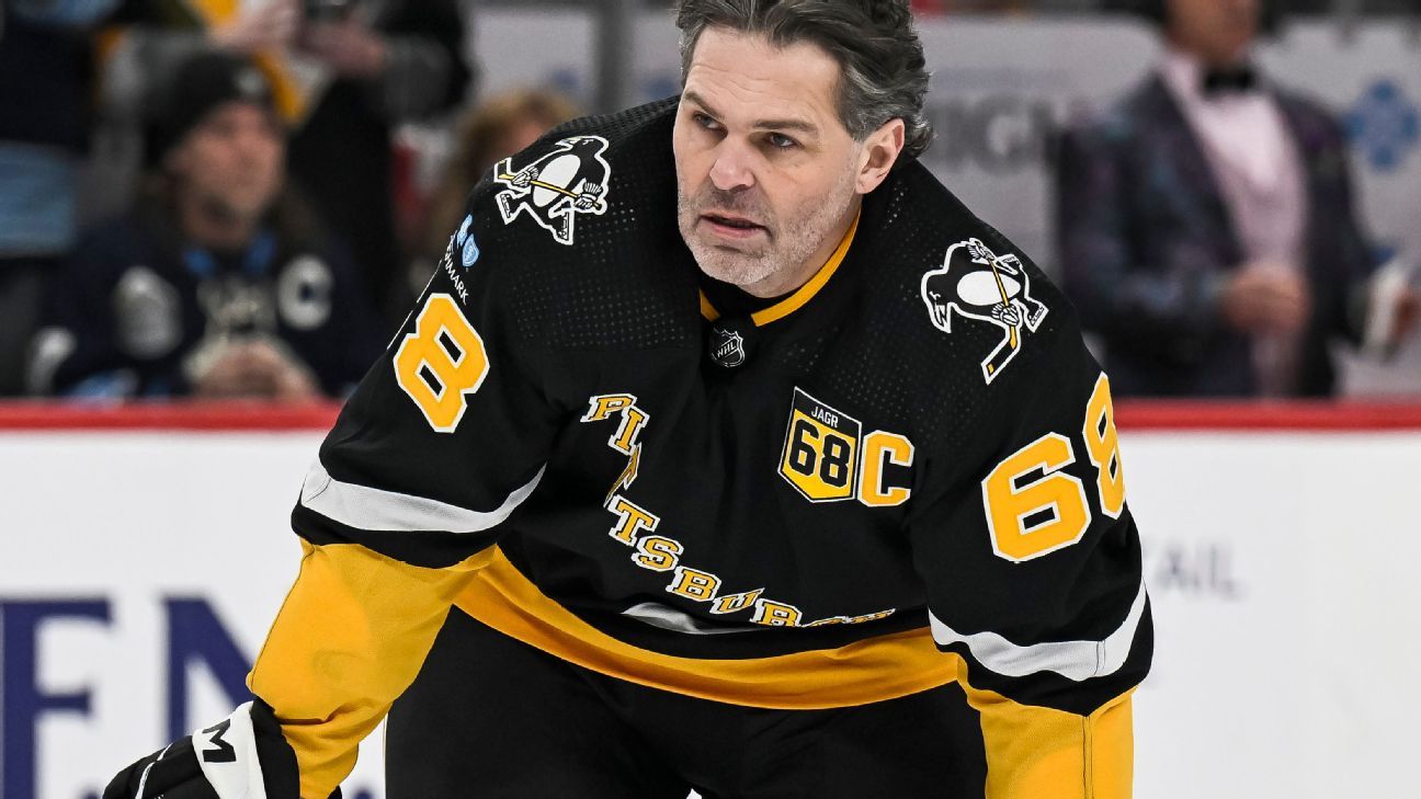 Ex-NHL great Jaromir Jagr eyes retirement in 38th pro season