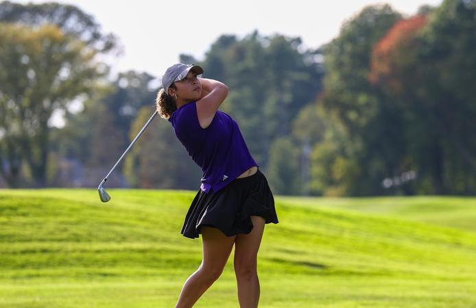 Women's Golf Fifth After First Day of the Battle of the Beach Invitational
