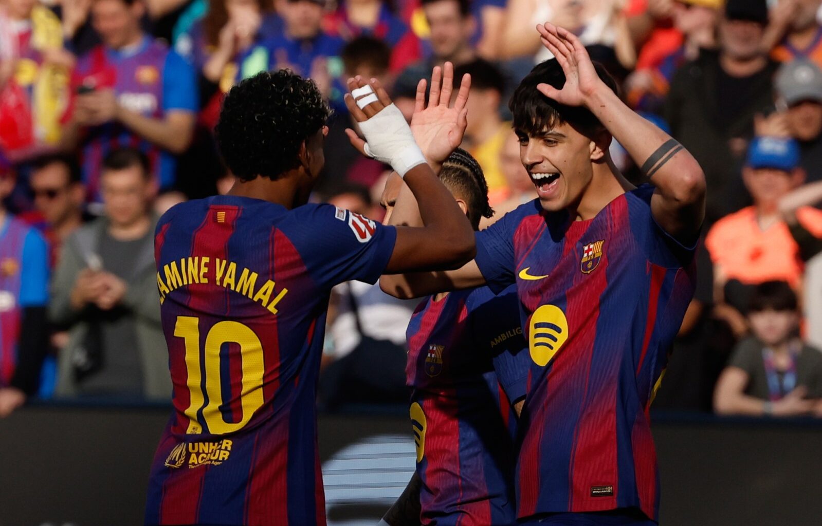 Barcelona pounces on Real Madrid stumble and regains lead of La Liga with a 3-0 win over Levante – Winnipeg Free Press
