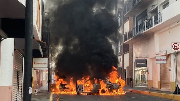 'Everything is shut down': Manitobans in Puerto Vallarta take shelter to avoid violence