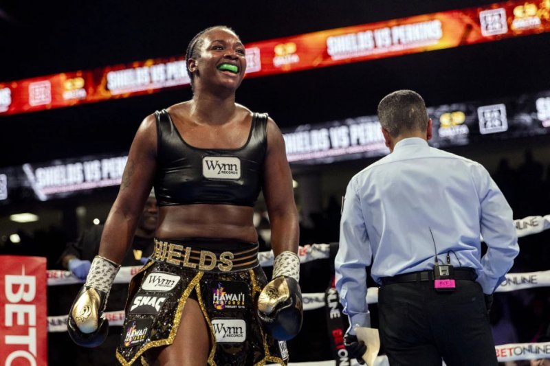 Claressa Shields remains undisputed heavyweight boxing champion