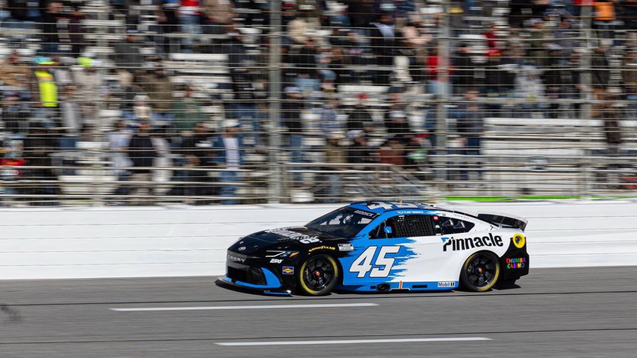 Tyler Reddick wins at Atlanta, gives Michael Jordan second straight victory
