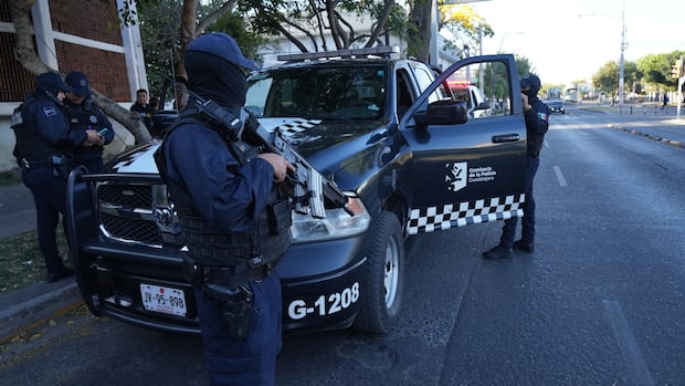 'My heart was pounding': Winnipegger describes people crying, hiding as violence erupts in Mexico