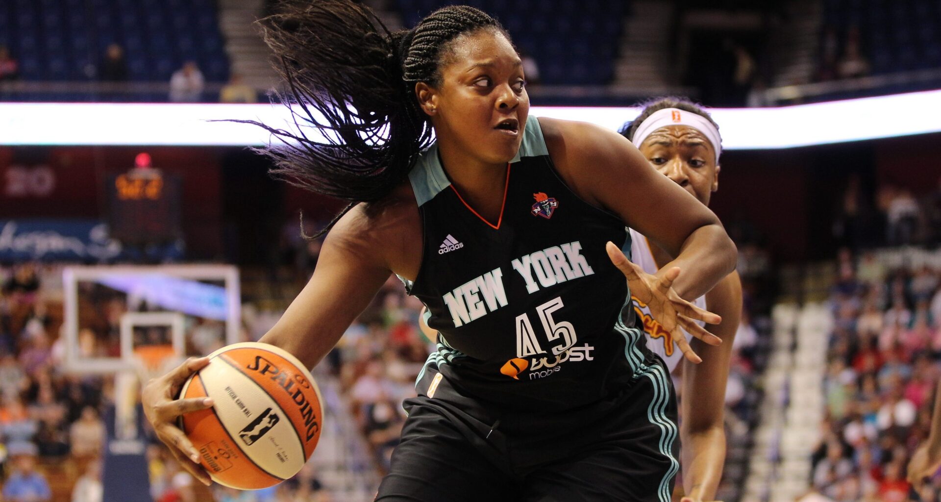 What Happened to Kara Braxton? WNBA Champ’s Car Accident & Tragic Death – Hollywood Life