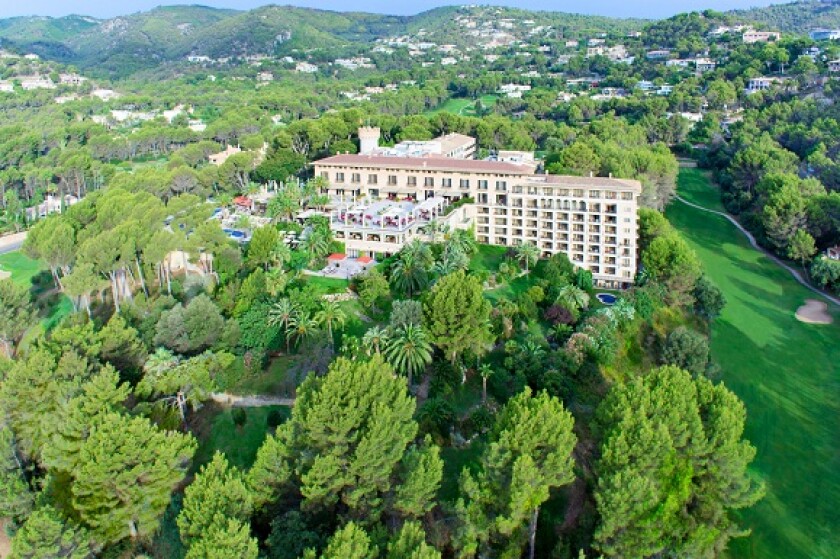 Castillo_Hotel_Son_Vida_-_Areal.jpg