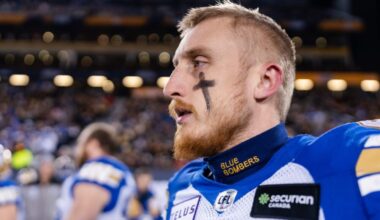 Nick Hallett Is Back With The Bombers – For At Least 1 Year