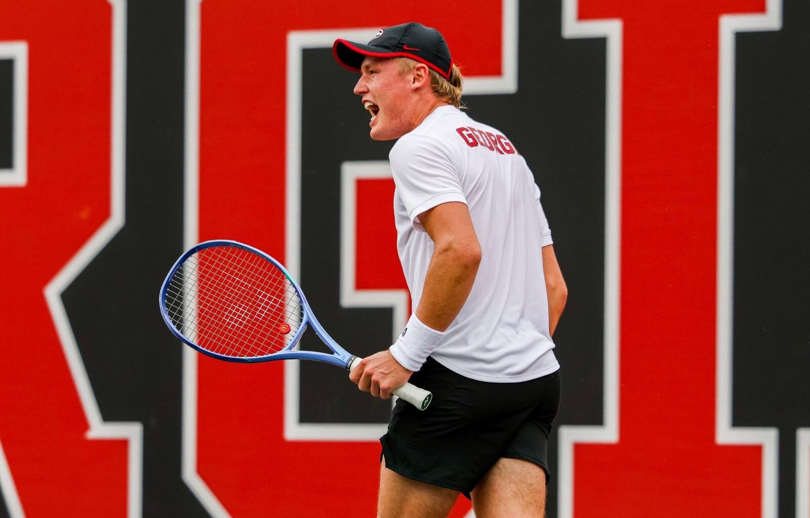 Derrick Chen against Florida on Feb. 23, 2026