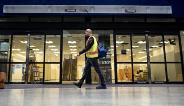 New Vancouver police academy could occupy former London Drugs location in Downtown Eastside