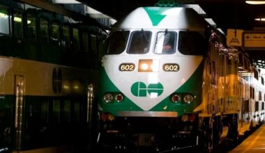 Delays, cancellations for GO trains on Kitchener, Lakeshore East lines due to unplanned track work