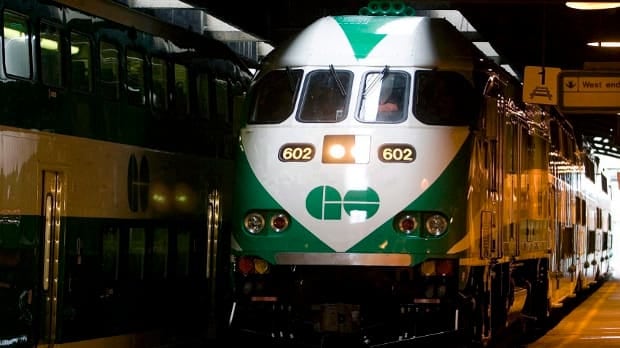 Delays, cancellations for GO trains on Kitchener, Lakeshore East lines due to unplanned track work