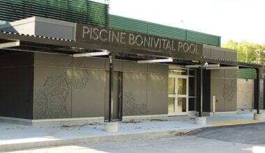 Winnipeg's Bonivital Pool to be renamed after former politician Dan Vandal