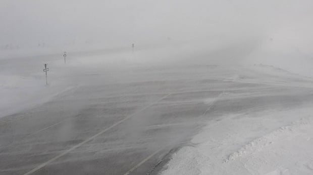 Southern Manitoba highways reopen after blowing snow, poor visibility forced closures