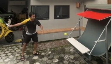 A Clever, Low-Tech, No-Robots Design for a Passive Tennis Partner