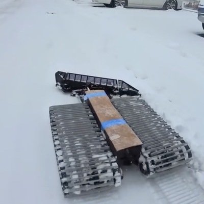 A Minimalist Remote Control Snowplow