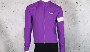 2025-Rapha-Mens-Core-Rain-Jacket-back.jpg