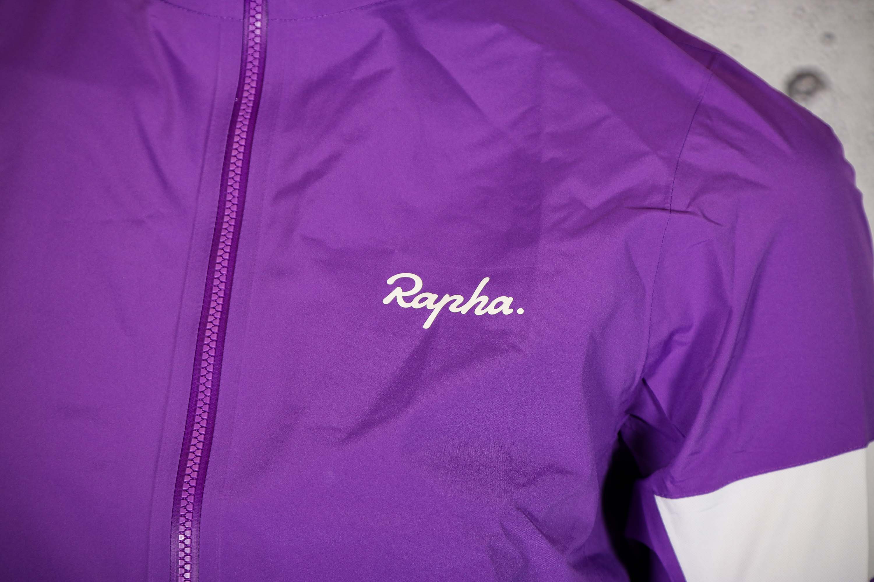 2025-Rapha-Mens-Core-Rain-Jacket-chest-logo.jpg