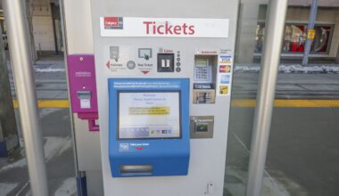 Is a 90 minute transfer window enough to cross Calgary via transit?