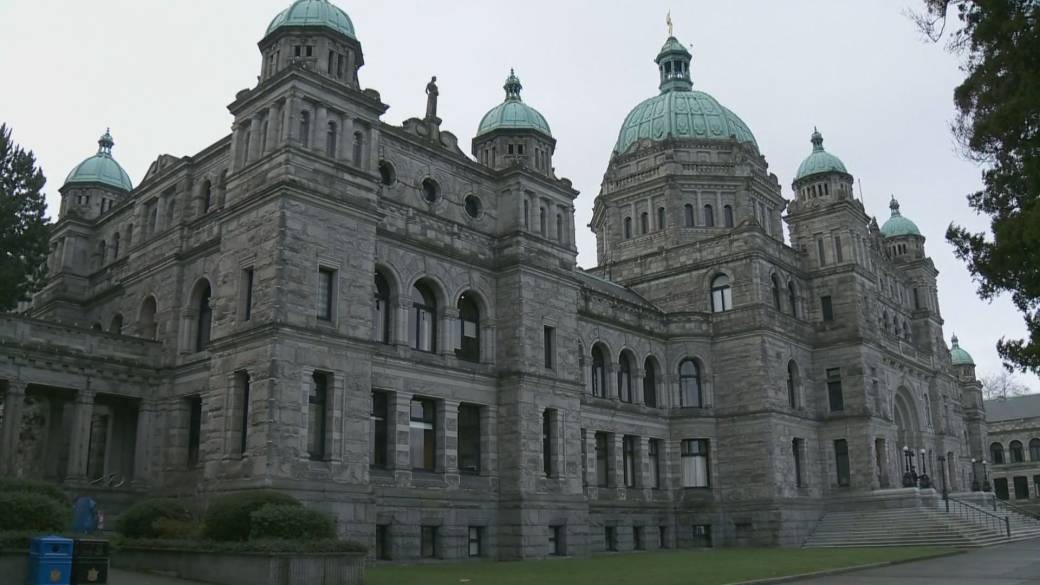 Click to play video: 'B.C. looks to amend DRIPA following mineral rights court ruling'