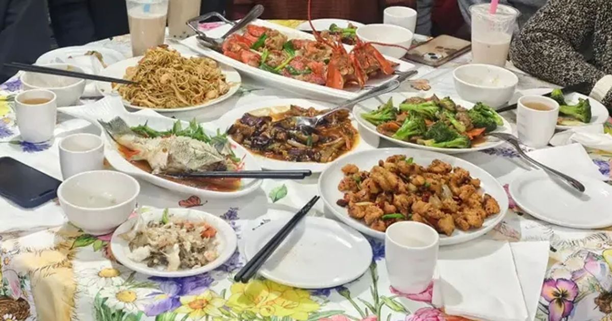 Downtown Toronto just got a new restaurant for all-you-can-eat Chinese food