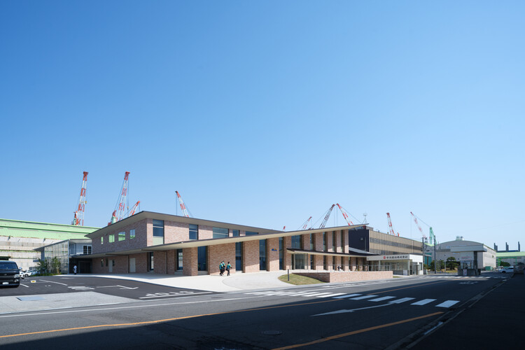 Imabari Shipbuilding Marugame Office / Yano Aoyama Architecture Design - Image 7 of 33