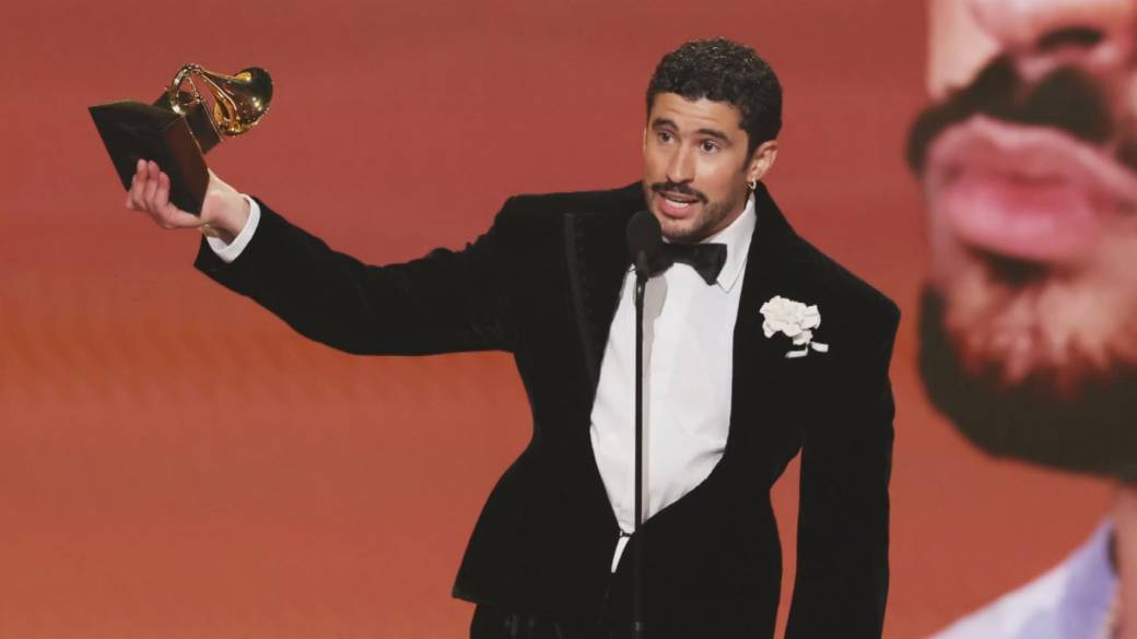 Click to play video: 'Bad Bunny wins Album of the Year, denounces ICE in Grammys speech'