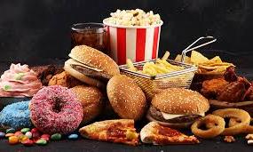 Ultra-processed foods compared to cigarettes, study calls for stricter regulation