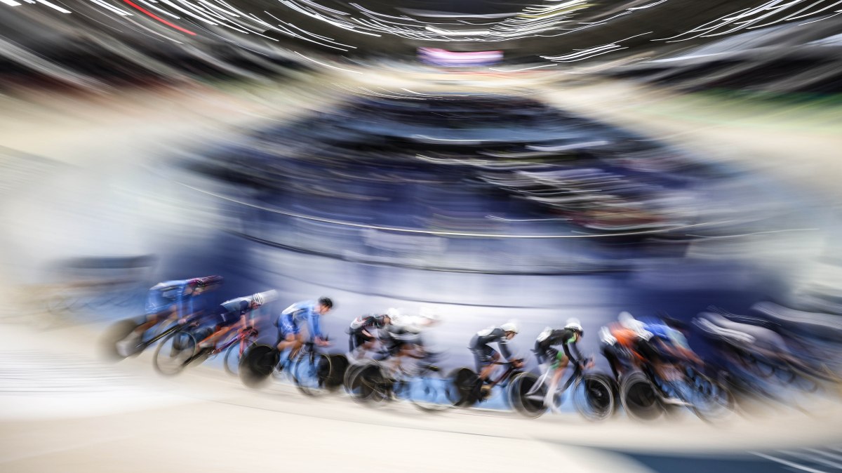 capturing Britain’s fastest track cyclists