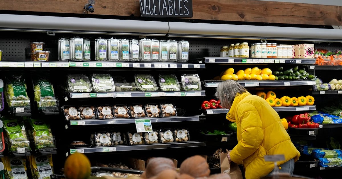 U.S. inflation measure falls to nearly five-year low