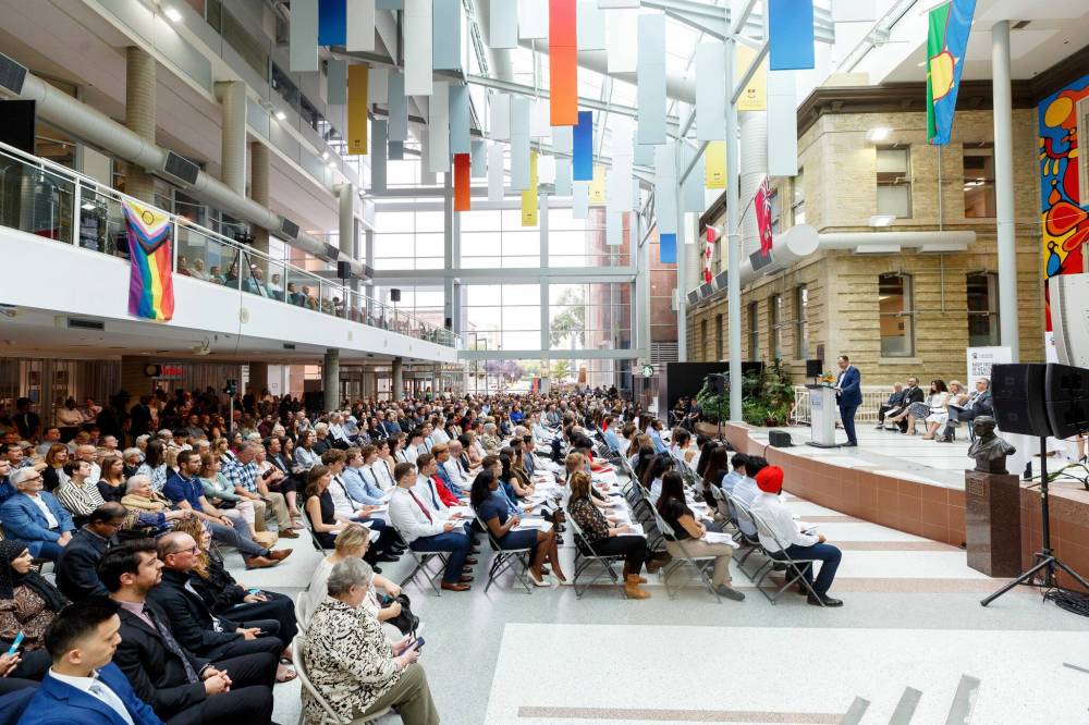 MIKE DEAL / WINNIPEG FREE PRESS
The fiscal equation is changing for Canadian universities like the University of Manitoba, and Canadian students are going to have to pay higher tuition as a result.