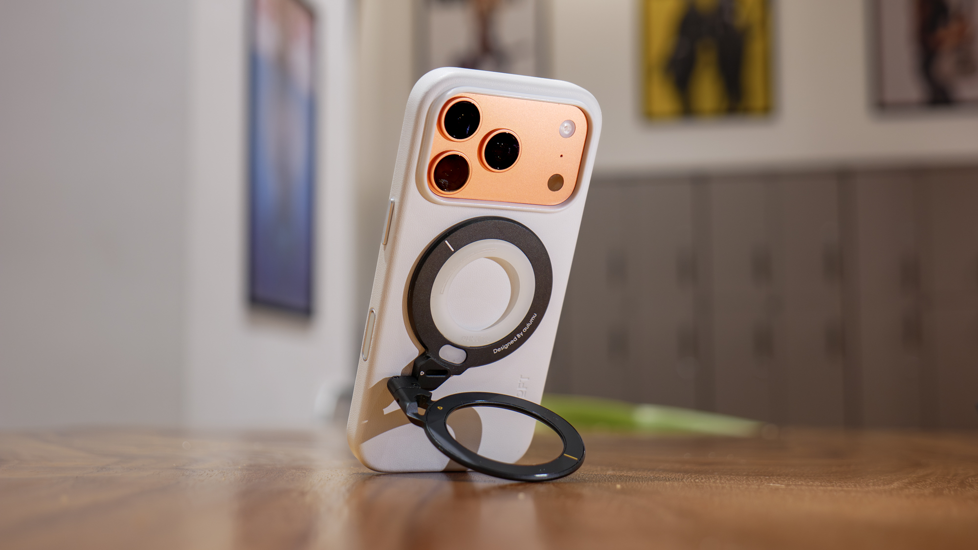 Aulumu G09 Infinite 360° MagSafe Stand.