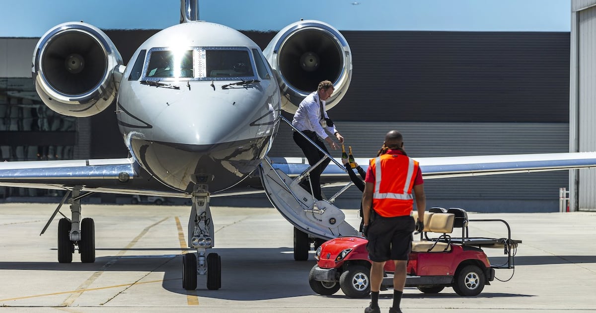Trump tariffs: Canada green-lights Gulfstream jets