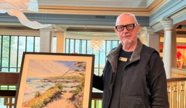 After moving to Victoria from Toronto, Ken R.A MacKenzie started painting everyday scenery in Victoria. (Nishadini Fonseka/ Victoria News)