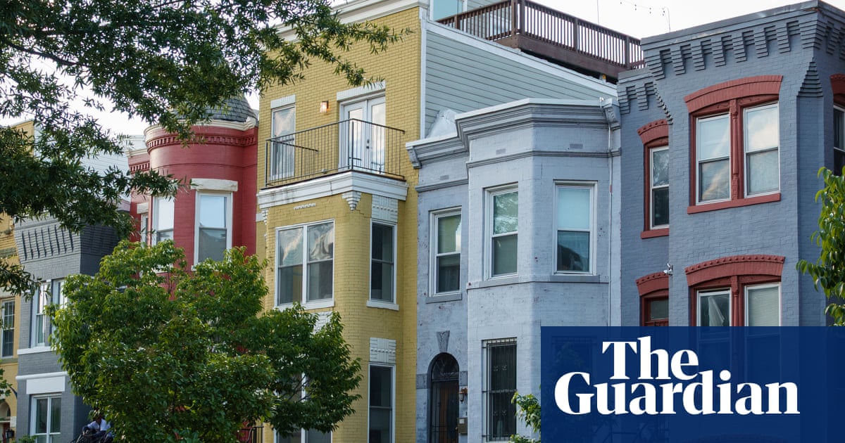 Average long-term mortgage rate falls below 6% in time for spring home-buying season | US news