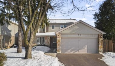 House of the week: 4+1 bedroom home with wood-burning fireplaces in Brampton