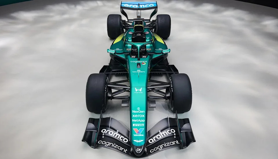 Aston Martin revealed their livery for the new F1 season (Aston Martin F1)