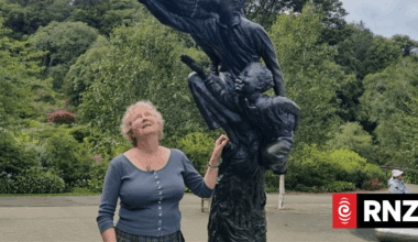 'It's me': Statue model comes face-to-face with younger self 60 years later
