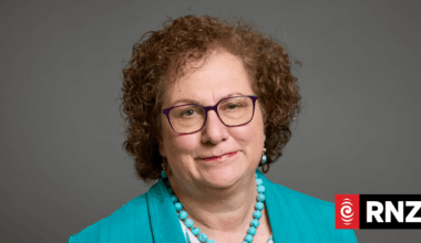 Dr Hilary Cass: Puberty blockers