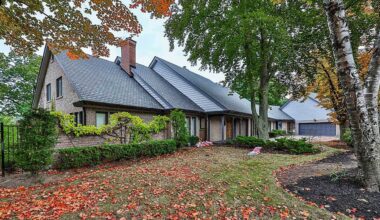 500 comanche road mississauga