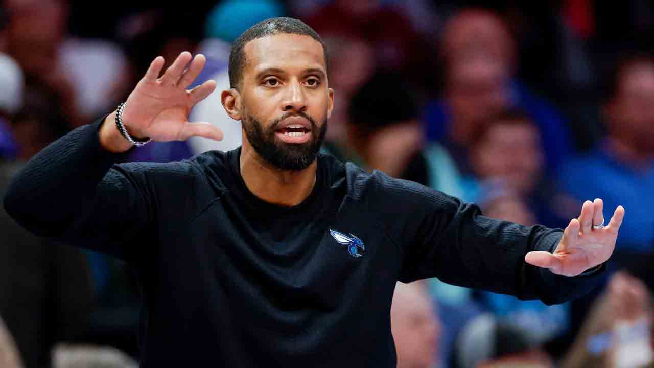 Hornets coach left feeling 'foolish' after collision with LaMelo Ball