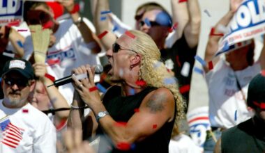 Dee Snider resigns from Twisted Sister, band cancels tour