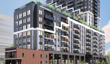 55 dundas street west mississauga