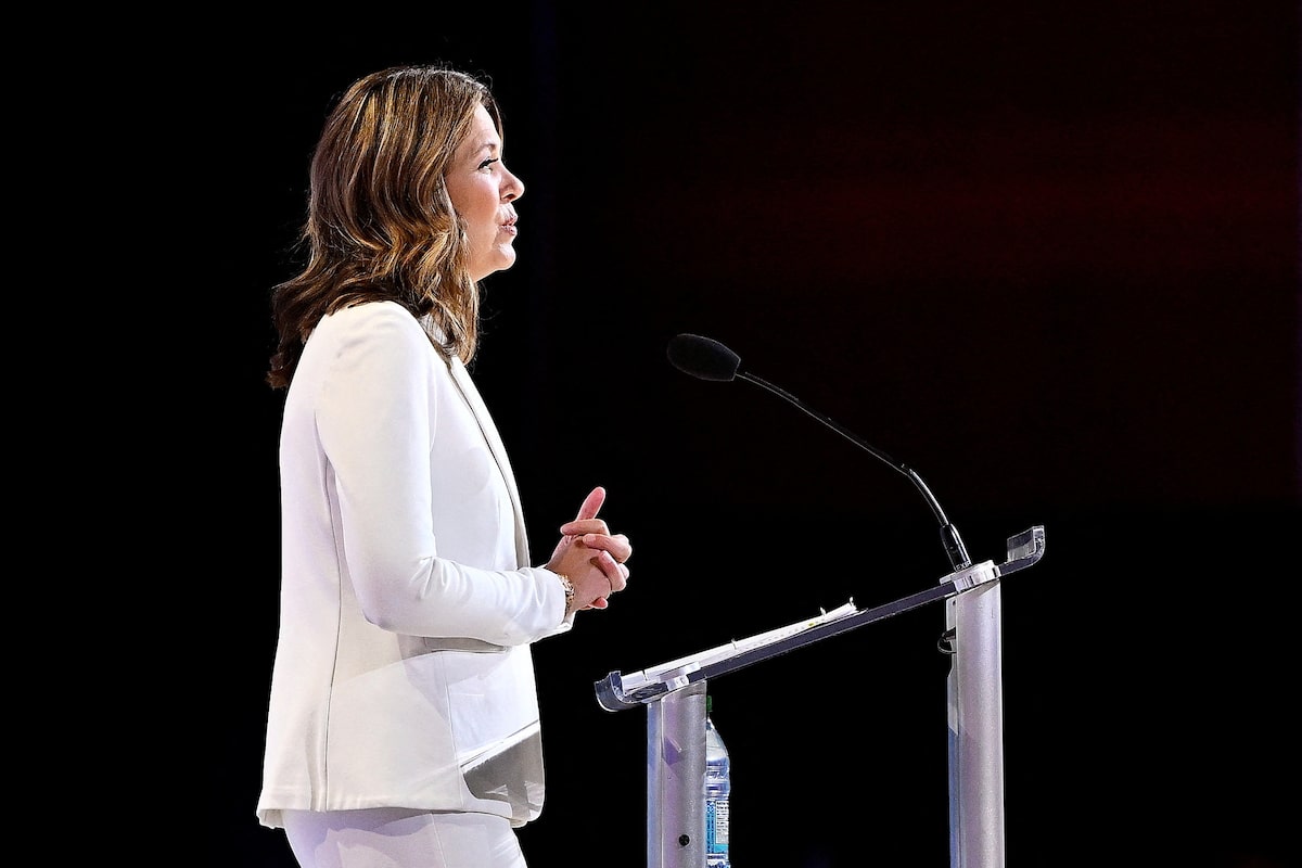 Danielle Smith calls on Mark Carney to give Alberta more say in selection of judges