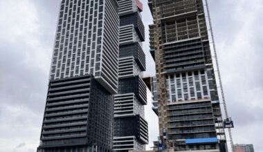 EX3 Climbs Higher at Exchange District in Mississauga City Centre