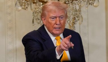 Tariffs paid by midsize US companies tripled last year, a JPMorganChase Institute study shows